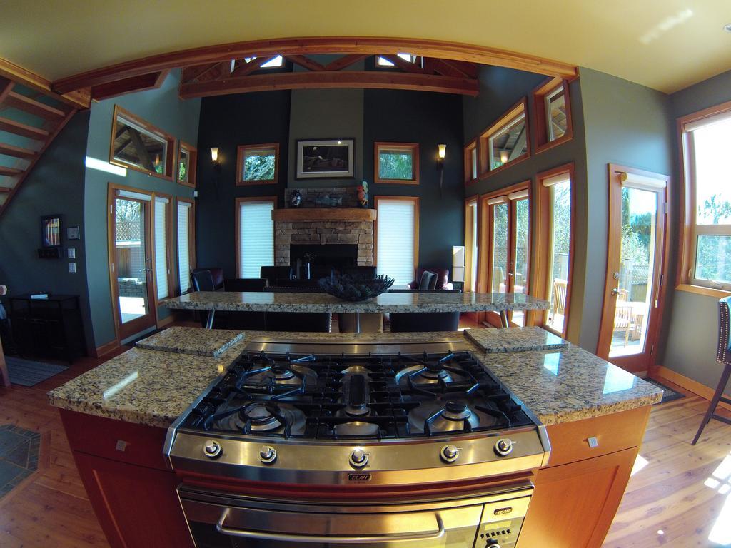 The Homestead Tofino Exterior foto